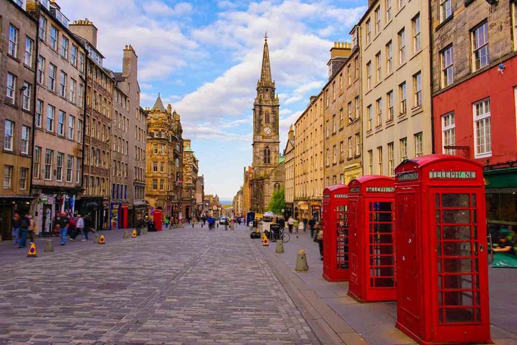 Must-Visit Places in Edinburgh: A Journey Through History, Culture, and Charm